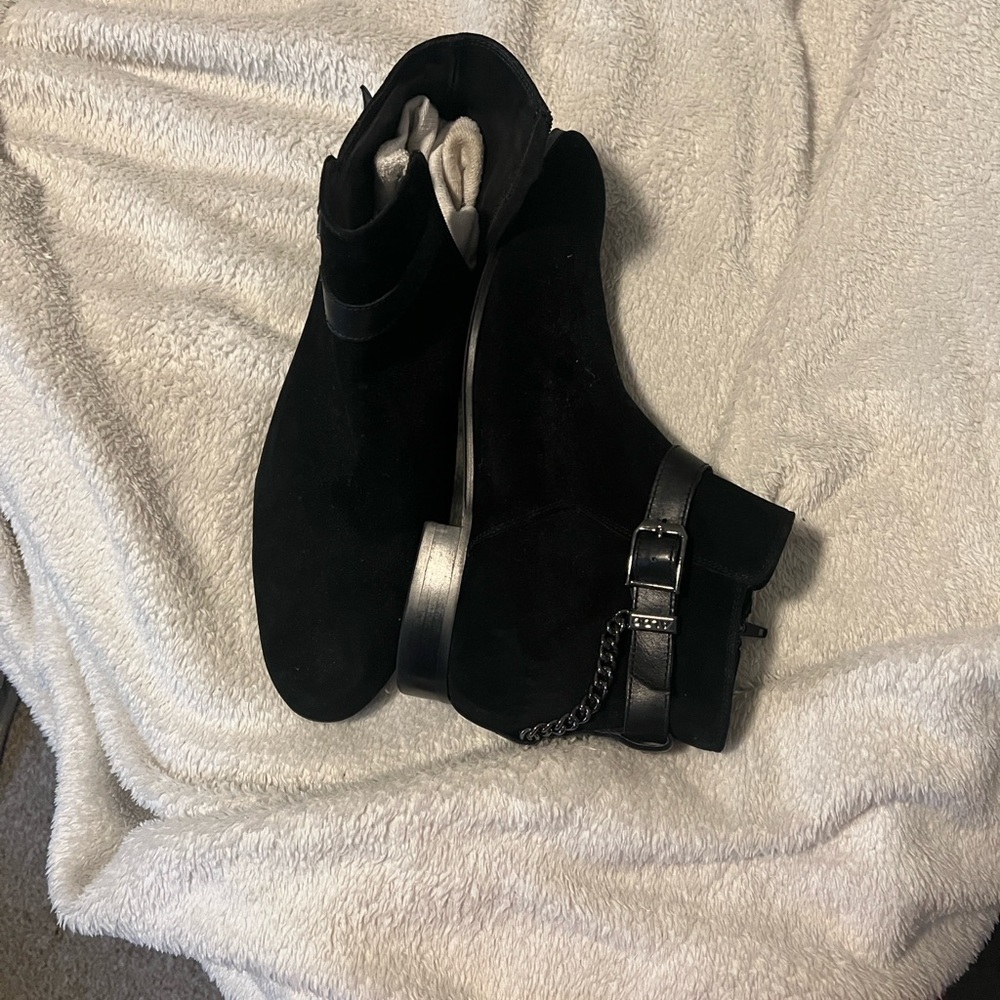 Men's Black Suede Boots with Chain Accent